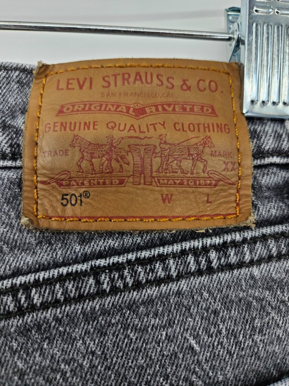 Levi's Premium 501 Original Fit Straight Leg Jean Gray Women's Size 28 High Rise - Picture 7 of 16